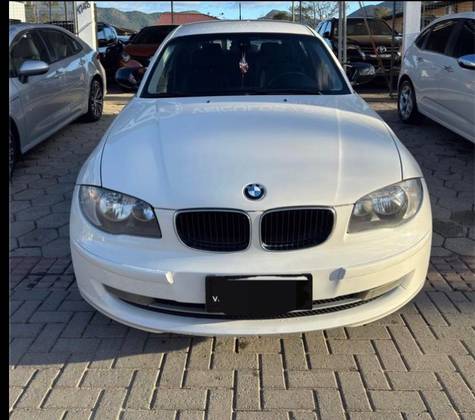 BMW 118i 2.0 UE71 16V GASOLINA 4P AUTOMÁTICO BMW 118i 2.0 UE71 16V GASOLINA 4P AUTOMÁTICO
